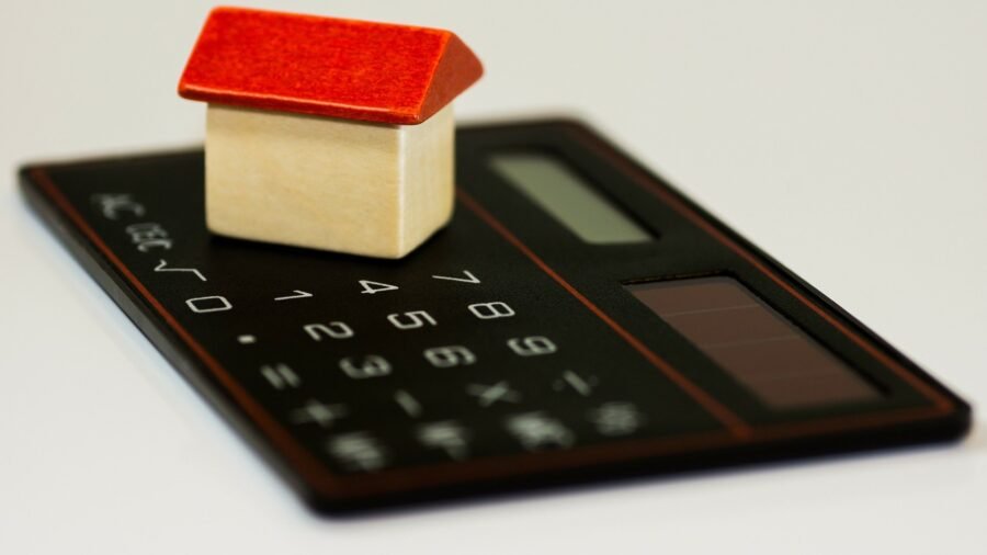 Major lenders cut mortgage rates ahead of an expected Labour victory this week