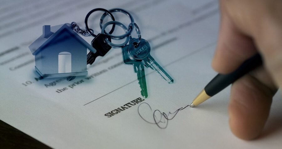 Open letter calls on new government to regulate property agents