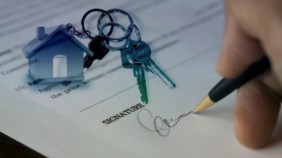 Open letter calls on new government to regulate property agents