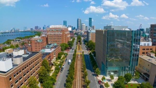 Bain Capital Expands HQ Boston Office Lease