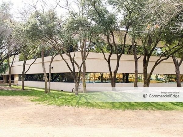 Bank of America Renews 554 KSF Lease