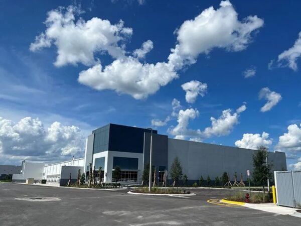 Avana, Oaktree Capital Form 0M Partnership