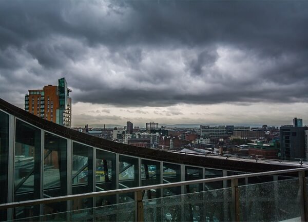 London agent opens new Manchester office in continued expansion