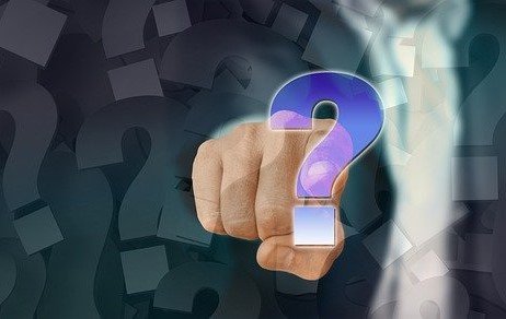 Is managing more important than leading in estate agency?