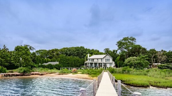 NYC & Hamptons Neighborhoods to Suit Every Lifestyle