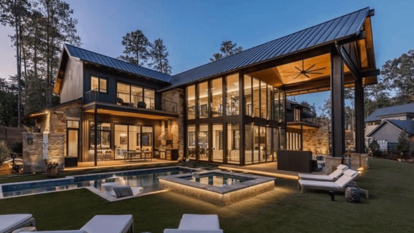 Lakefront South Carolina Home With Pool And Putting Green