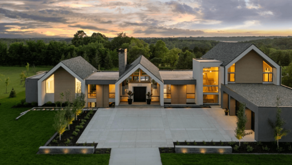 Minnesota New Build Comes With A List of Amenities
