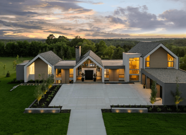 Minnesota New Build Comes With A List of Amenities