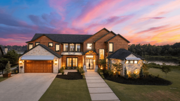 .9 Million Lakefront Home In Winnsboro, Texas (PHOTOS)