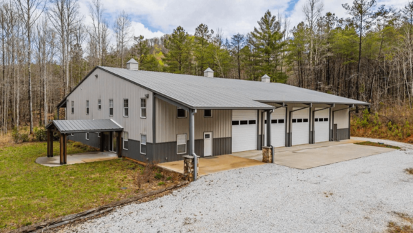 Barndominium on 299 Acres In Sunset, South Carolina