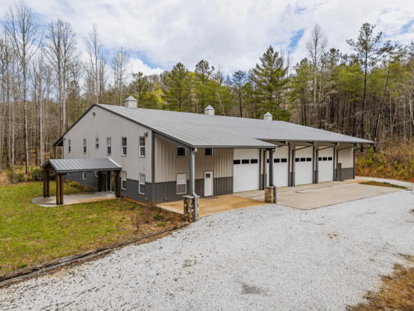 Barndominium on 299 Acres In Sunset, South Carolina
