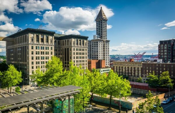 Local Investors Buy Seattle Smith Tower
