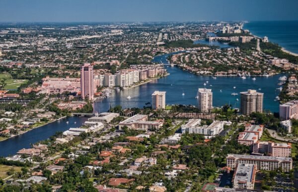 Boston Proper Renews Lease at Boca Raton HQ