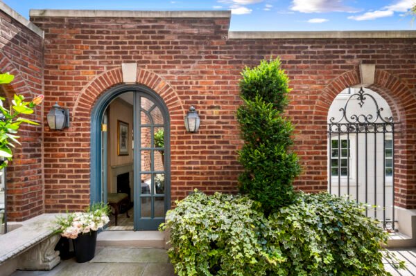 Historic Townhome in NYC Hits the Market for .9M