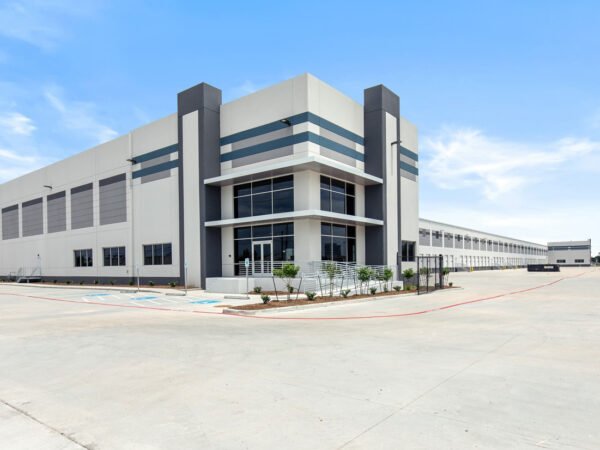 Ares Lands Full-Building Industrial Tenant in Houston