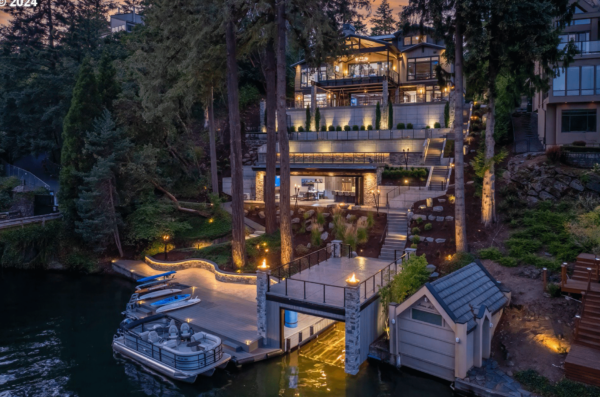 Luxurious Lakefront Home Lists In Oregon For  Million