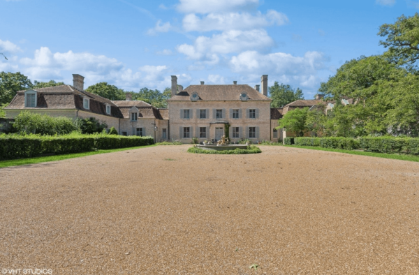 Historic Brick Home Lists For .5 Million In Illinois (PHOTOS)