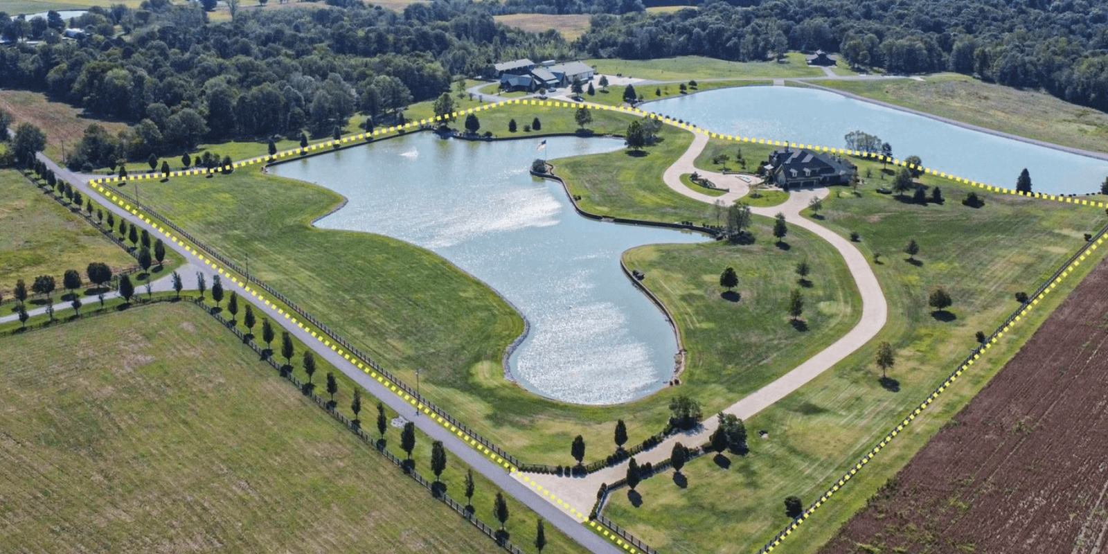 20 Acres Estate Lists In Kentucky For .9 Million (PHOTOS)