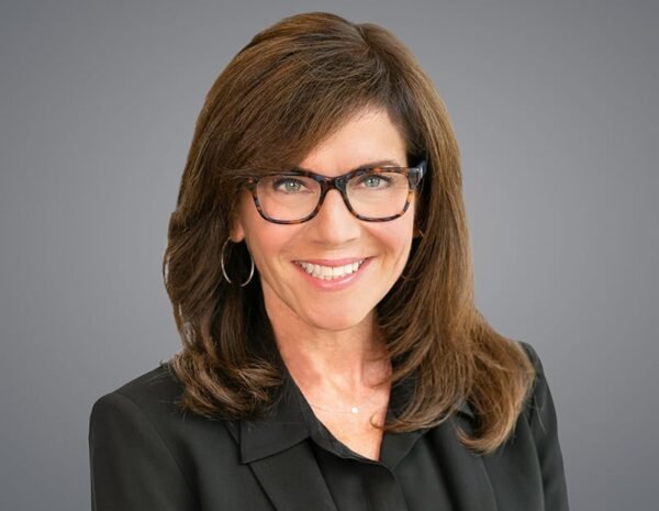 CRE Industry Vets Offer Advice to Would-Be Brokers