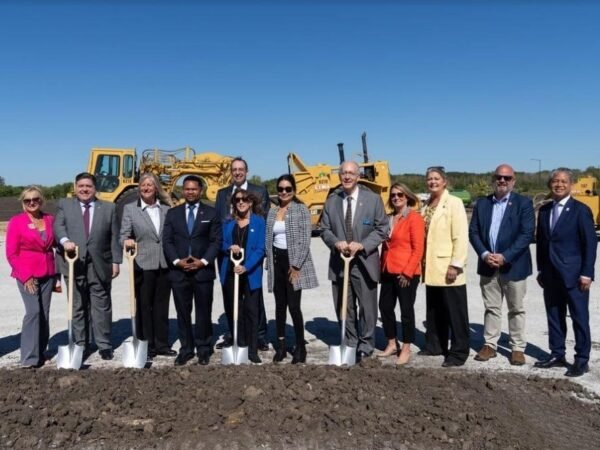 CyrusOne Kicks Off Chicago Data Center Campus