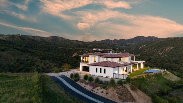 Luxury Lease Listings in L.A. & Aspen