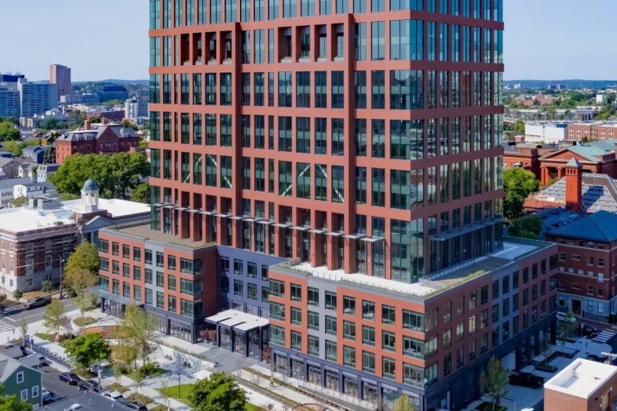 CBRE JV Completes 475 KSF Conversion in Cambridge