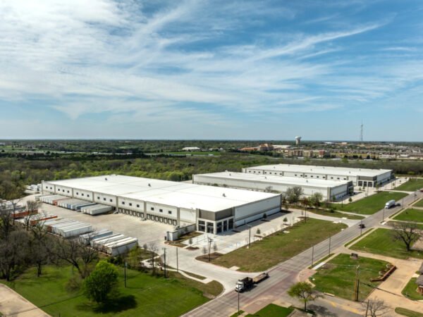 Bixby Buys 534 KSF Metroplex Industrial Portfolio