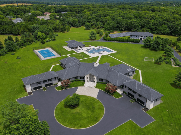 23 Acre New Jersey Estate With Underground Nightclub (PHOTOS)