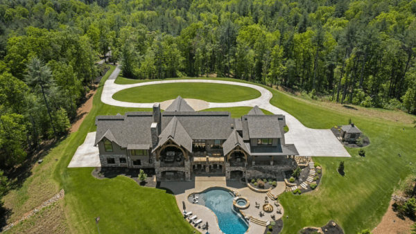 Luxury Home On 14 Acres In Georgia (PHOTOS)