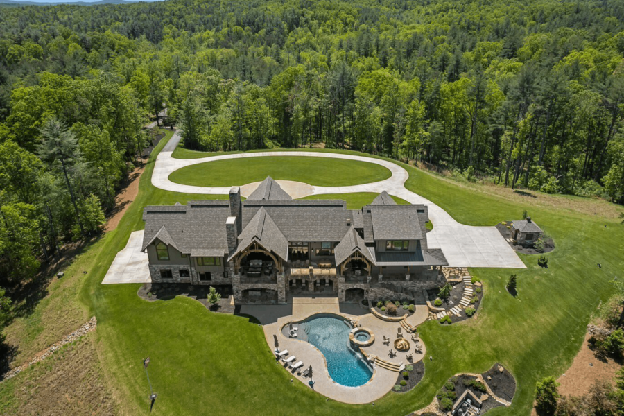 Luxury Home On 14 Acres In Georgia (PHOTOS)