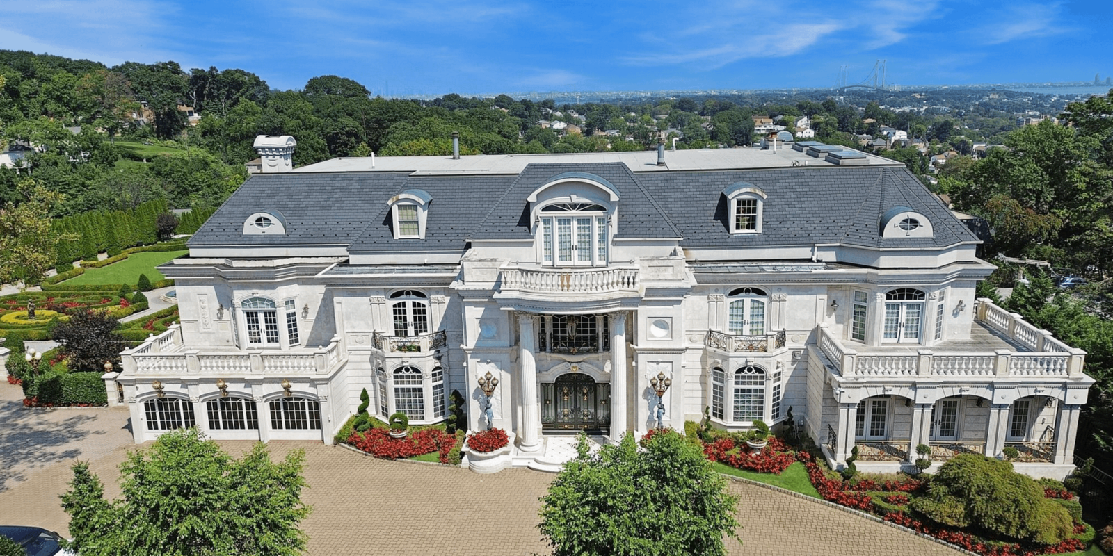 Massive Staten Island Home With Mafia Ties Lists For  Million