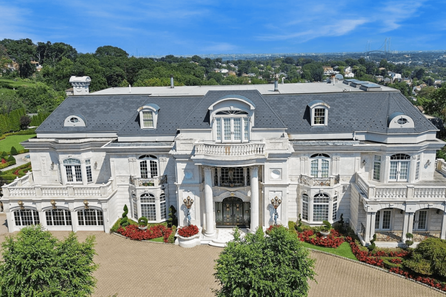 Massive Staten Island Home With Mafia Ties Lists For  Million