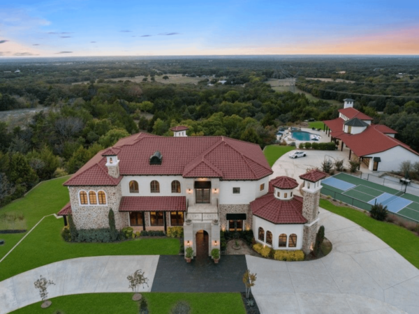 25 Acre Texas Estate With Guest Villa And Sports Court