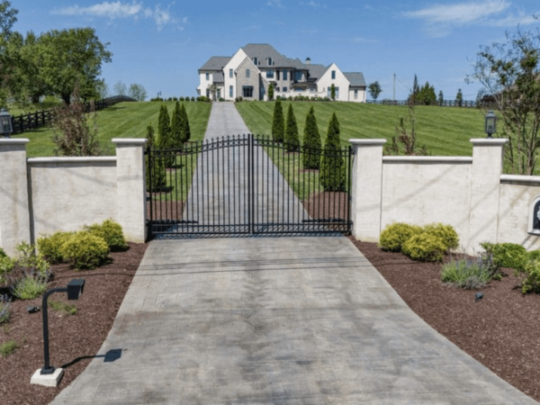 Gated Home on 5 Acres In Mount Juliet, Tennessee (PHOTOS)