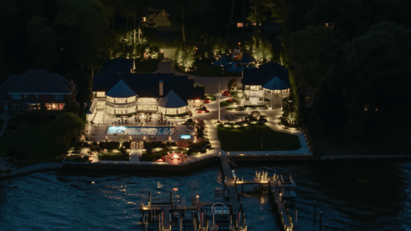 Spectacular Lakefront Estate In Holland, Michigan (PHOTOS)