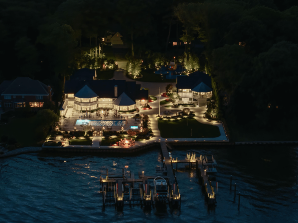 Spectacular Lakefront Estate In Holland, Michigan (PHOTOS)