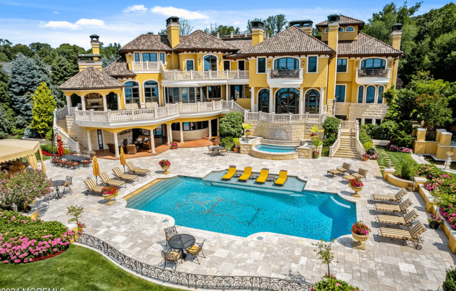 Mediterranean Style Riverfront Home In New Jersey (PHOTOS)
