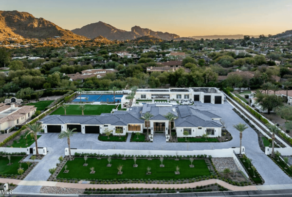 Arizona Home With 20+ Car Garage & Sports Court (PHOTOS)
