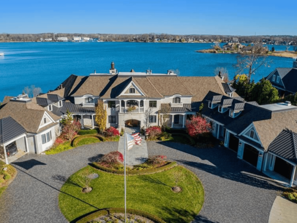 Lakefront Michigan Estate With Indoor Pool & Basketball Court