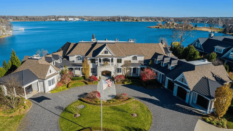 Lakefront Michigan Estate With Indoor Pool & Basketball Court
