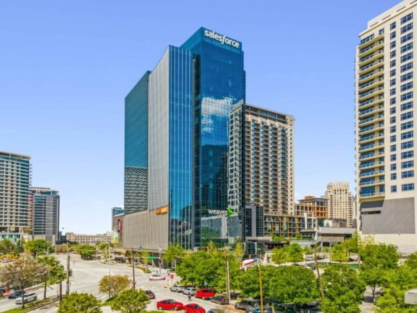 RED Development JV Secures 7M Refi for Dallas Tower