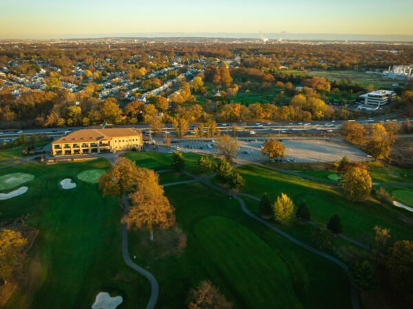 Revlon Sings Lease for R&D Office in New Jersey