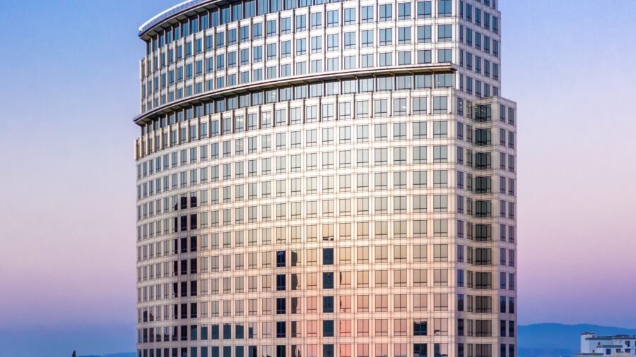 Segerstrom Inks 57 KSF in Orange County