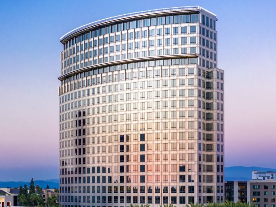 Segerstrom Inks 57 KSF in Orange County