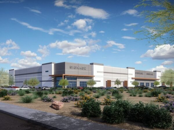 Thompson Thrift Completes 1st Phase of 1 MSF Phoenix Project