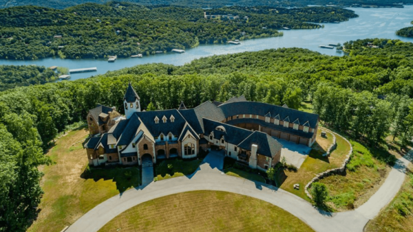104 Acre Unfinished Lakefront Estate In Missouri (PHOTOS)