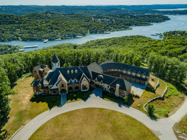 104 Acre Unfinished Lakefront Estate In Missouri (PHOTOS)