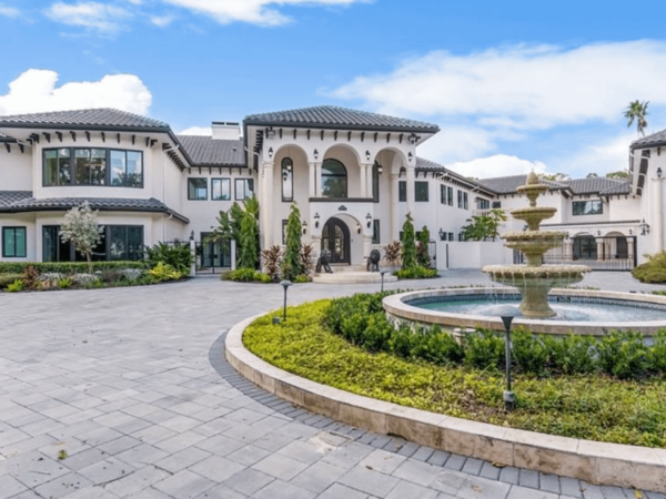 Florida Home With 15 Bathrooms & Bowling Alley (PHOTOS)