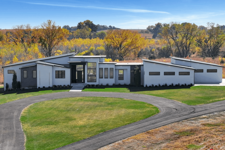 Nebraska Home On 20 Acres With Indoor B-Balll Court (PHOTOS)