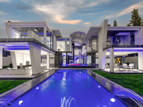 Modern Home In South Africa With Indoor Pool (PHOTOS)